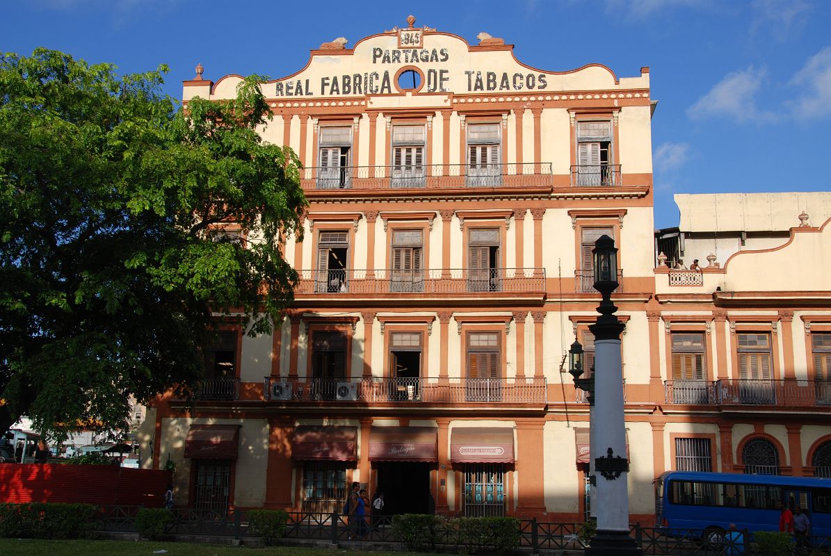 52 Cuba - Havana Centro - Real Fabrica de Tabacos Partagas cigar factory